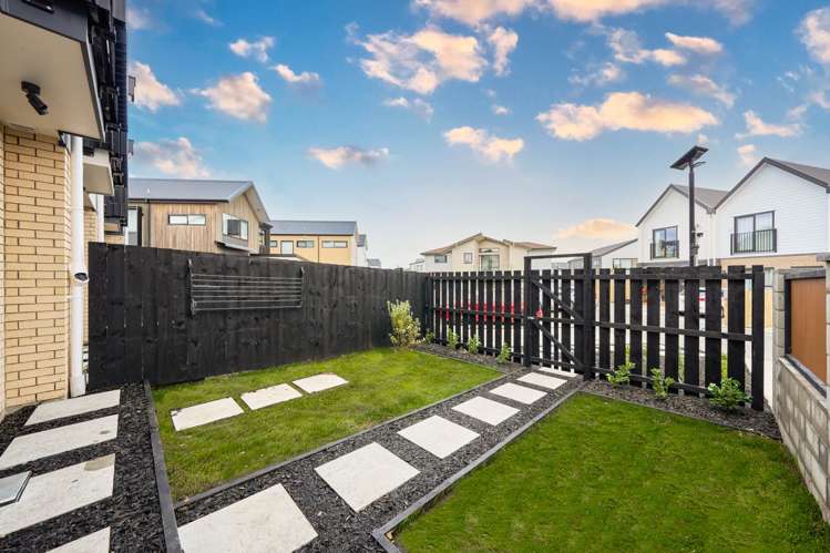 7/18 Scott Road Hobsonville_15
