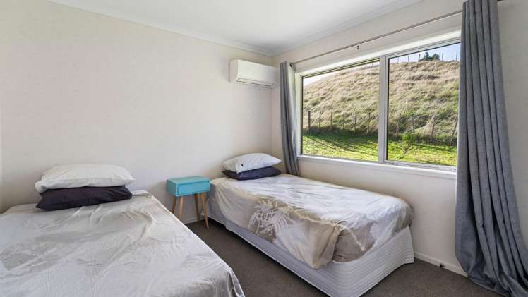 175 Chamberlain Road Bombay_17