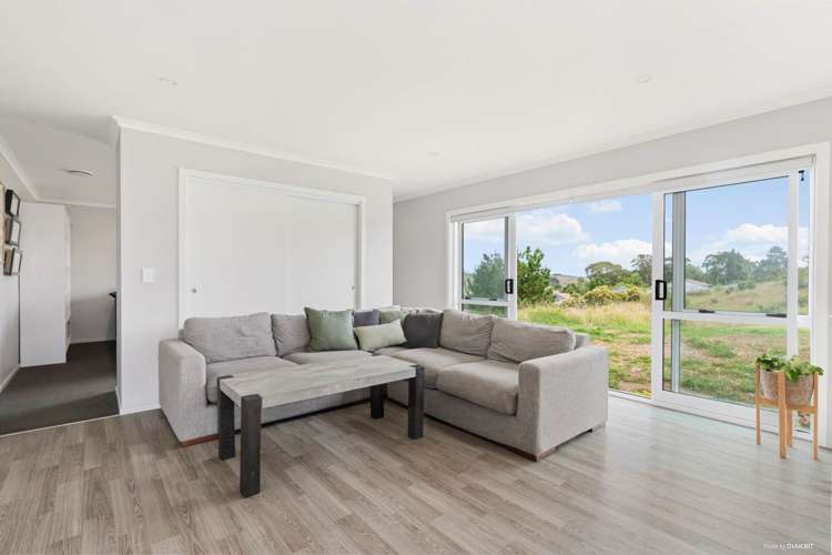 8 Naho Place Meremere_4