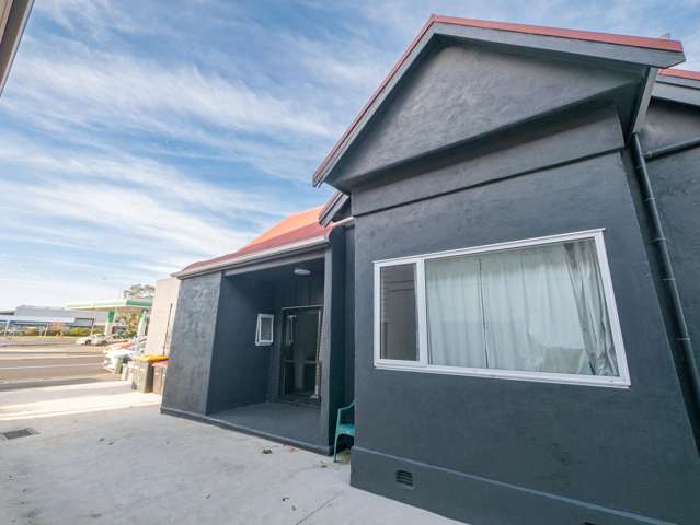 Two Bedroom Unit For Rent - Internet, Power & Gas Included