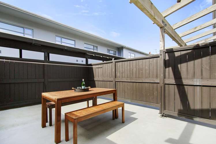 10/77 Tory Street Te Aro_14