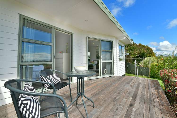 1/12 Miro Street Helensville_9