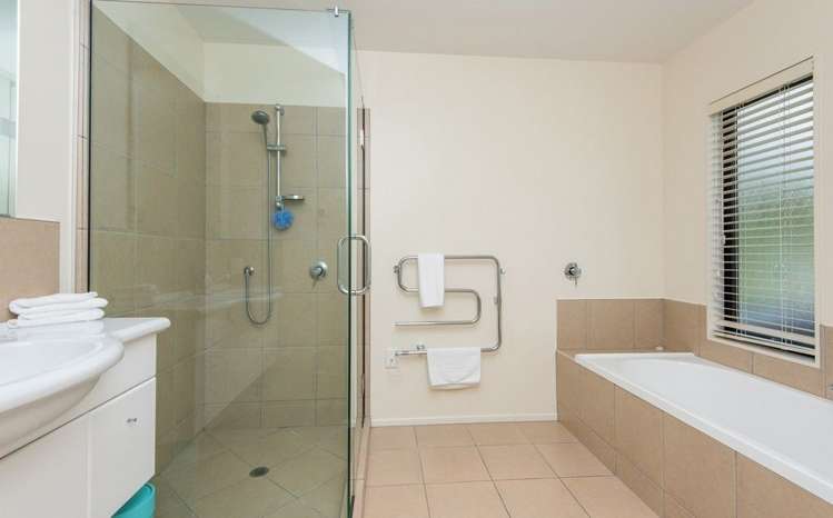 23 Cheshire Place Stoke_16