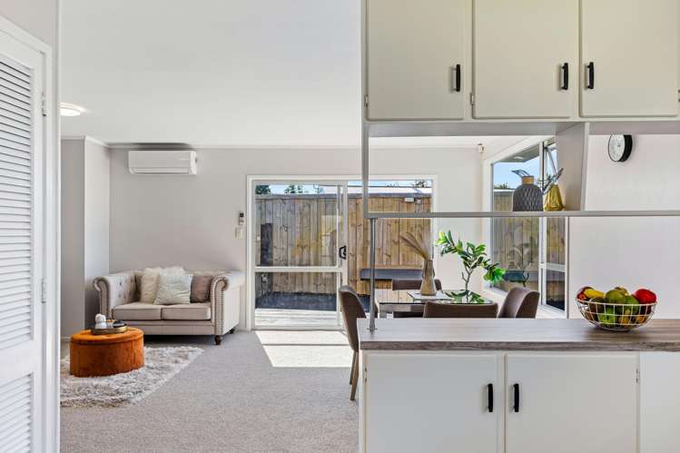 2/53 Tabitha Crescent Henderson_8