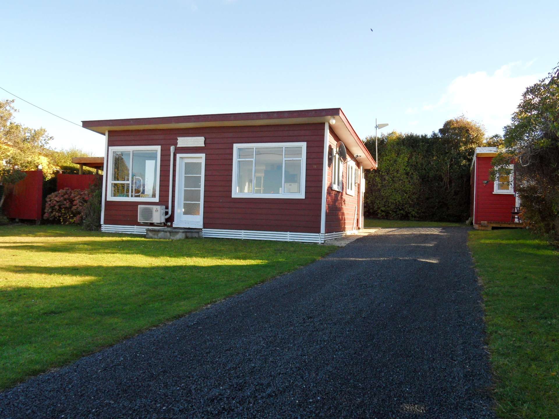 10 Miro Street Kaka Point_0