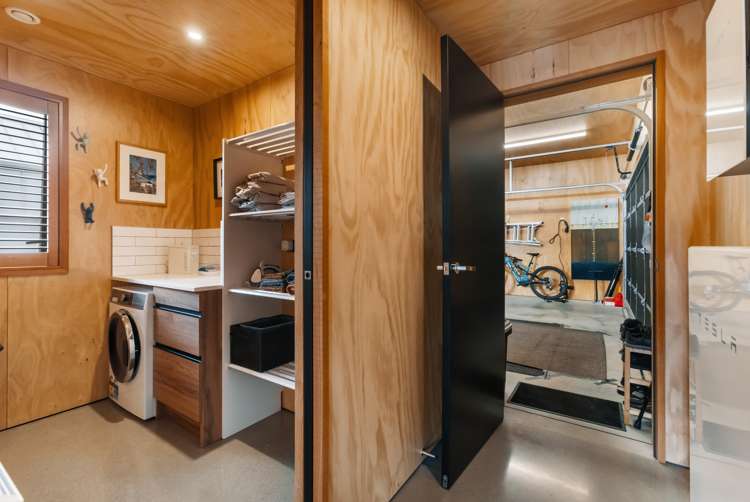 8 Campbell Road Wanaka_12