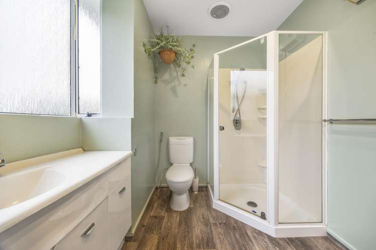 20 Saunders Street Brockville_13