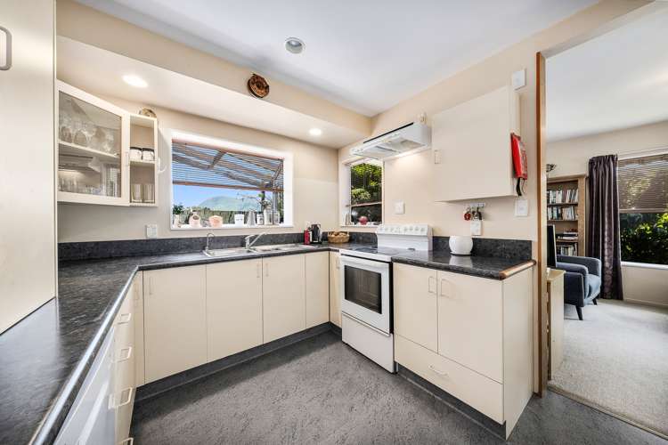 102 Moana View Road Waikawa_6