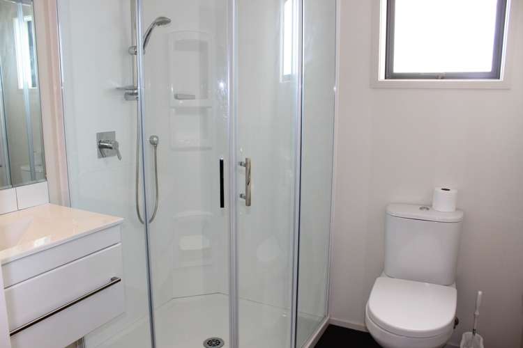 169 The Fairway Matarangi_11