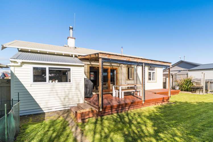 22 Clausen Street Takaro_14