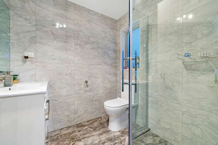 16 Sapwood Crescent Takanini_17