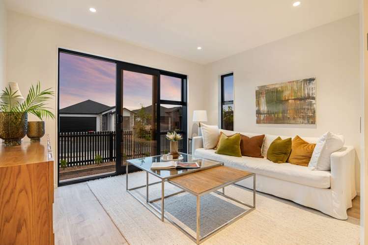 29 Tukutata Crescent Milldale_6