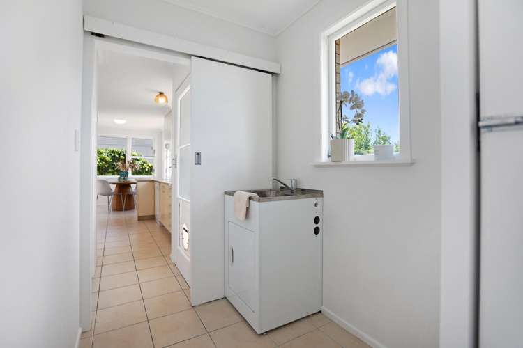 111 Bellevue Road Brookfield_12