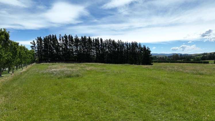 89 Davis Road Cust_6