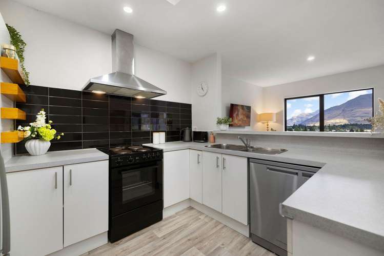 6b Kiely Lane Queenstown_12