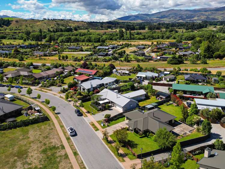 51 Frye Crescent Albert Town_32