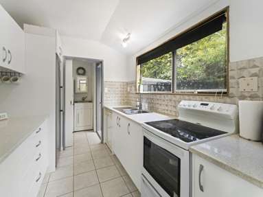 2/39C Coronation Road_3