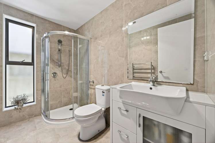 63 Silvana Drive Mission Heights_25