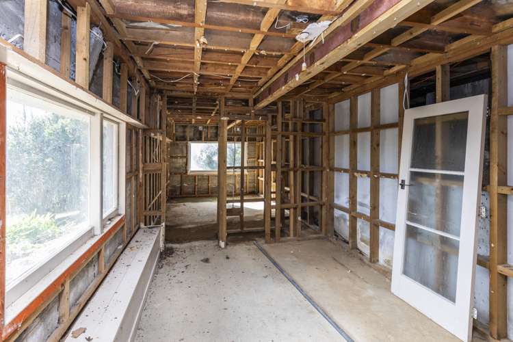 9 Rapaki Road Hillsborough_19