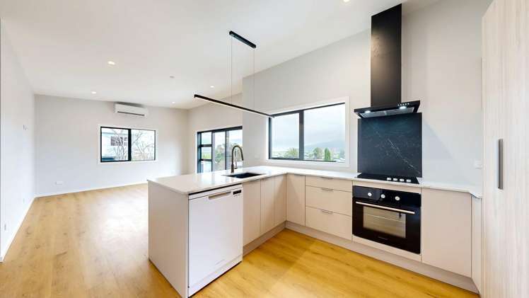212B Tony Avenue Thames_3