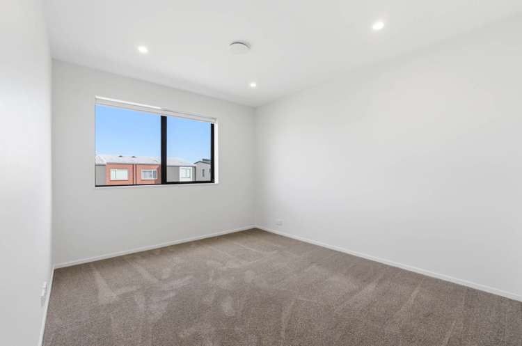 21 Whimbrel Road Flat Bush_10
