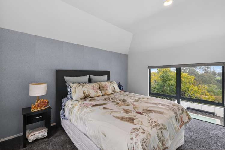 56 Little John Drive Bellevue_14