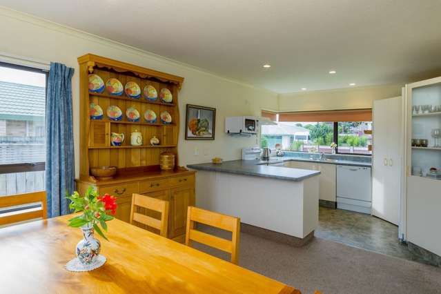 14 Major Durie Place Waikanae Beach_1