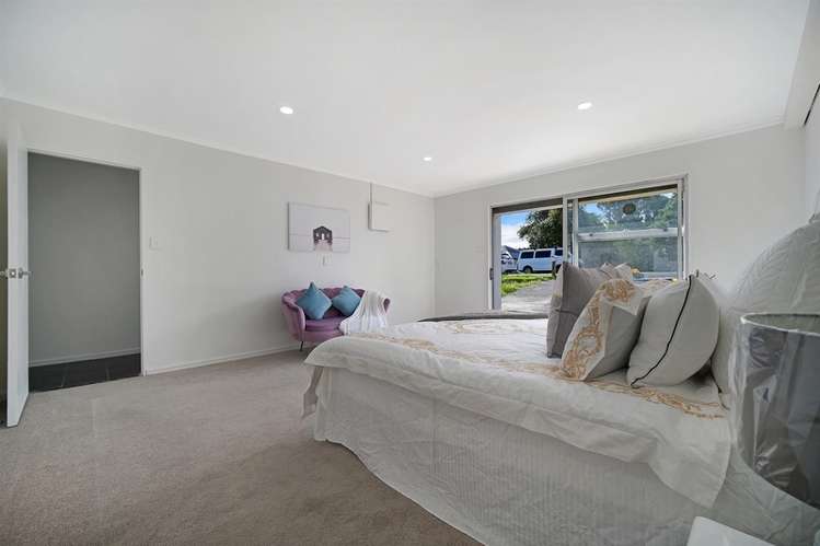 2/10 Woodvale Road Glen Eden_10