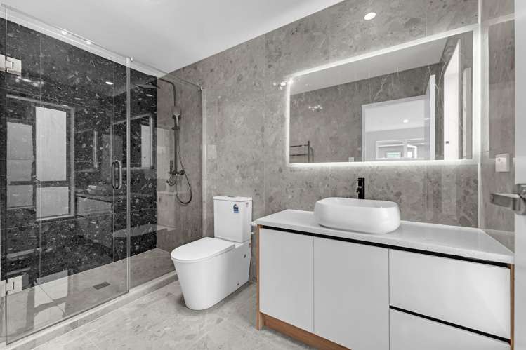 32 Castlebane Drive Flat Bush_29