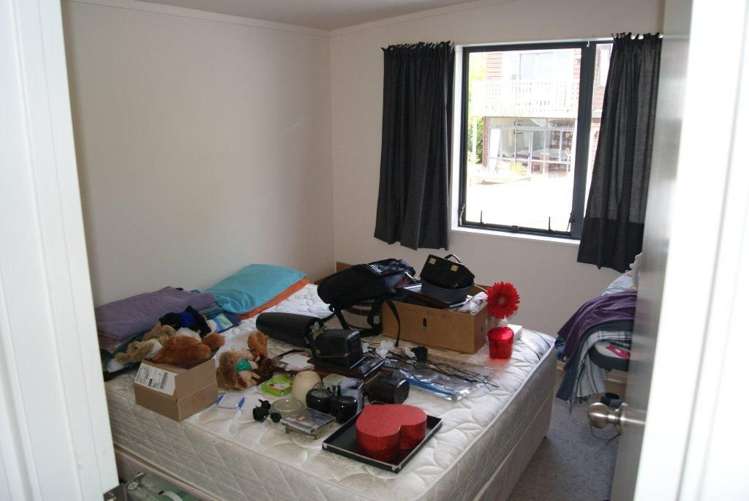 8/61a Birkdale Road Birkdale_8