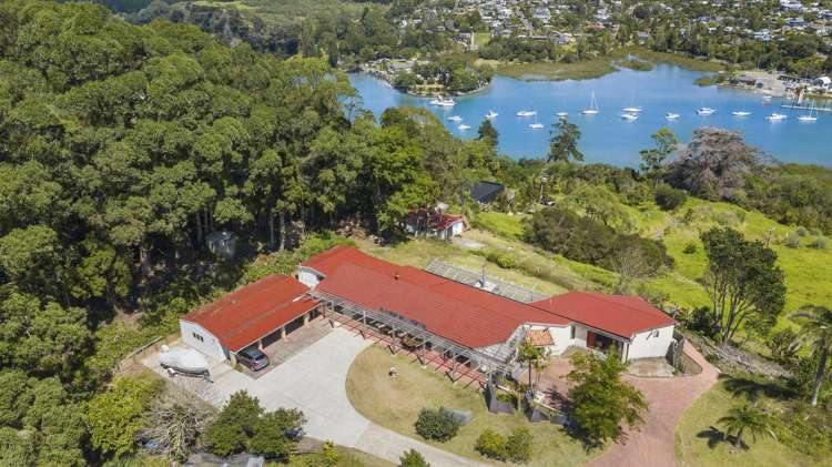 90 Cedar Terrace Stanmore Bay_6