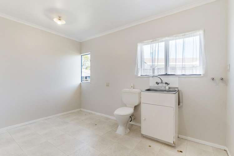 3 Deller Drive Carterton_12
