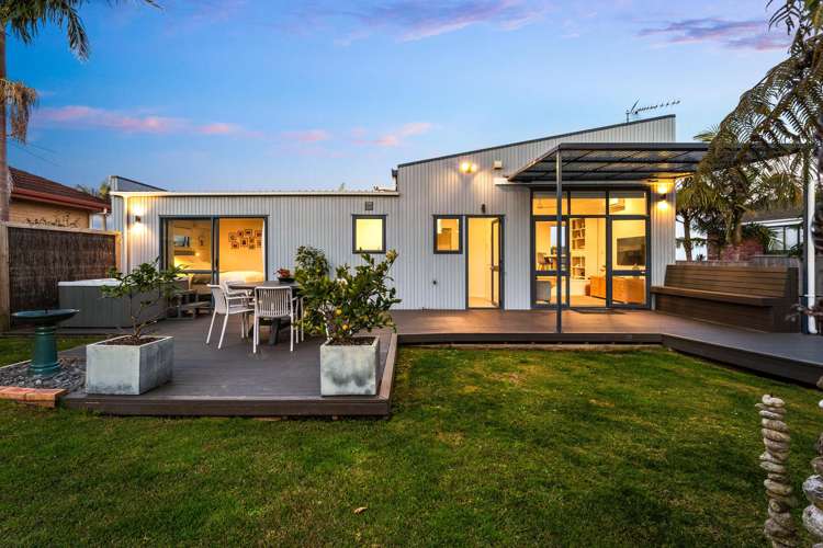 8 Brixton Road Manly_25