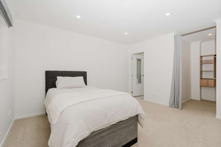 2/11 Gazeley Avenue Silverdale_10