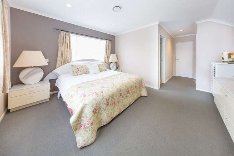 4 Dapple Place Flat Bush_10