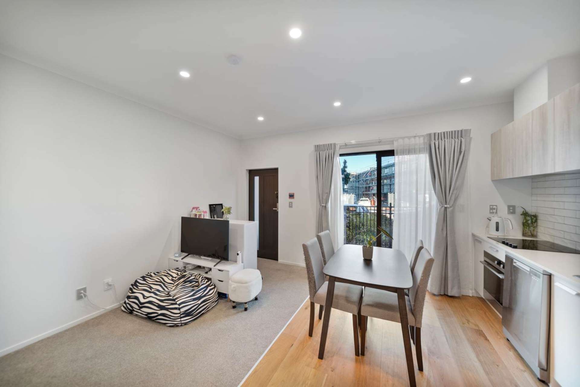 2/2 Mahalo Avenue Wiri_0