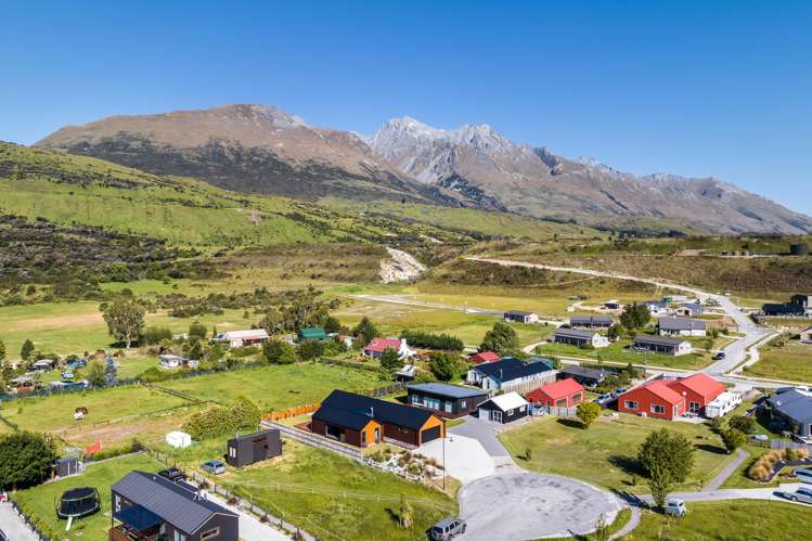 9 Old Dairy Close Glenorchy_27