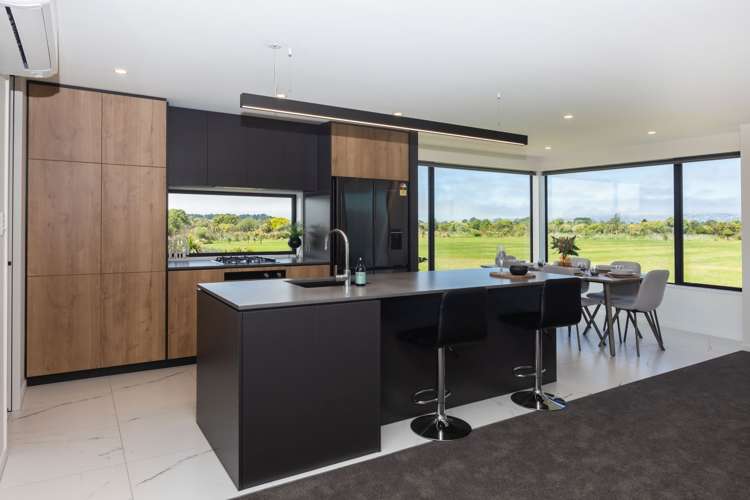 18 Kingsbridge Drive Burwood_7