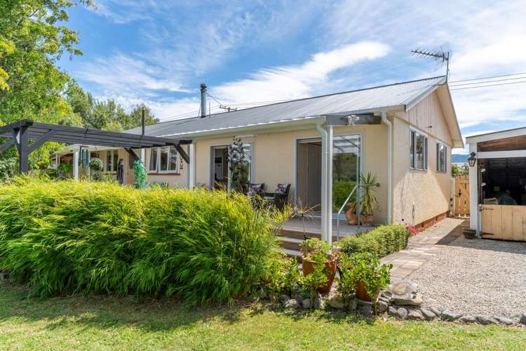 167 Lincoln Road Carterton_23