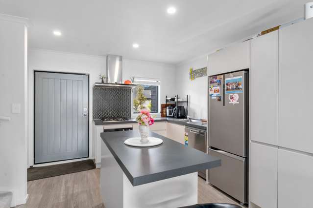 19/9 Surrey Street Tawa_2