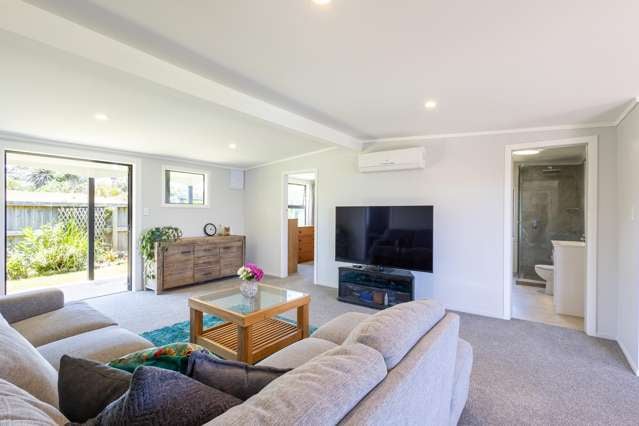 Modern Coastal Living at Baylys Beach