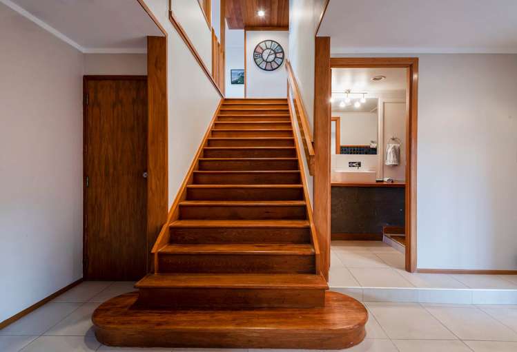 34 Seacliffe Road Hillsborough_8