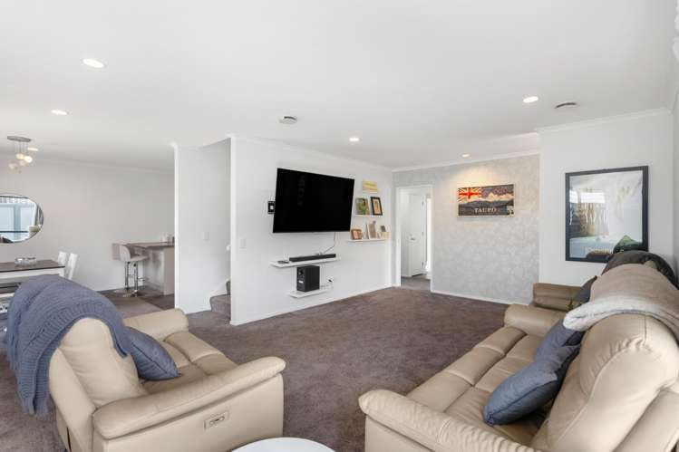 55A Main Road Titahi Bay_8