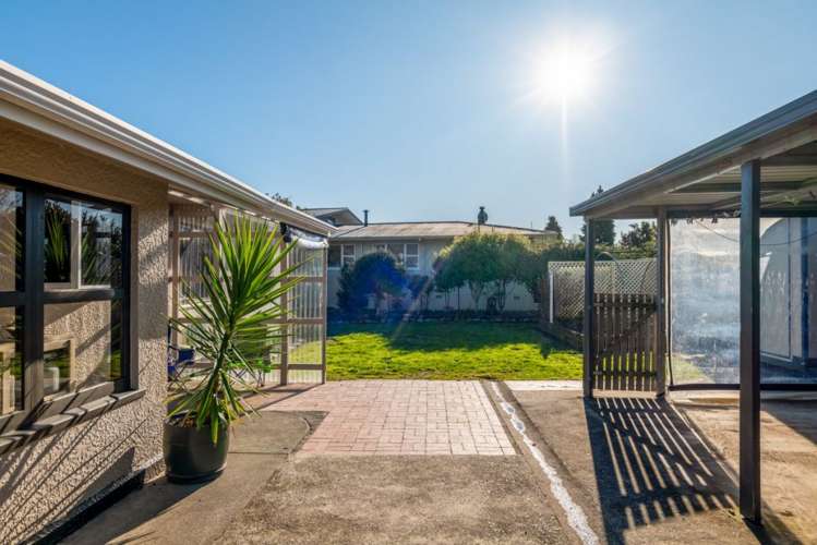 1 Lemari Avenue Stoke_23