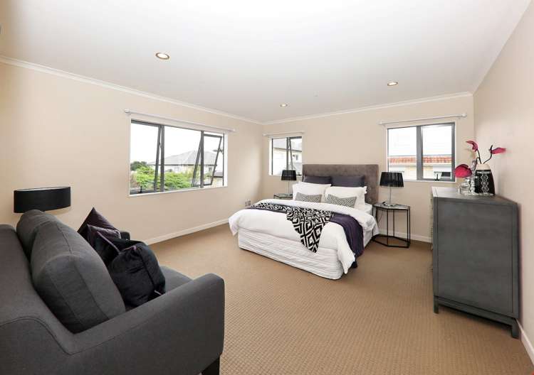 7 Silvana Drive Flat Bush_10