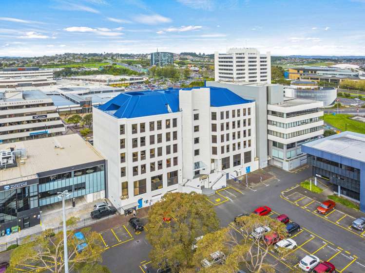 4 Osterley Way Manukau Central_8