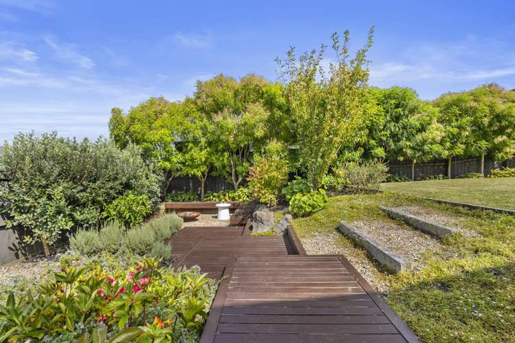 8 Dinning Road Riverhead_11