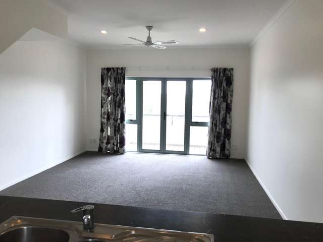 22/150 Chapel Rd Flat Bush_3