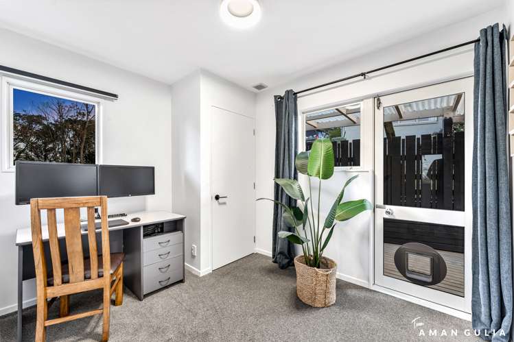 22 Whangaparaoa Road Red Beach_16