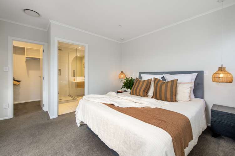 29 Cliff Road Torbay_11